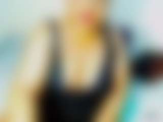 CocoFlames75 MILF webcam performer live streaming