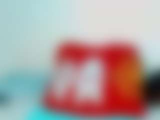 Live cam show with CocoFlames75 - Black Middle Aged on Streamer API
