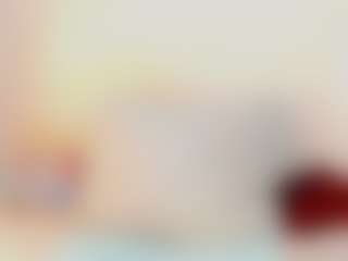 CocoFlames75 MILF webcam performer live streaming