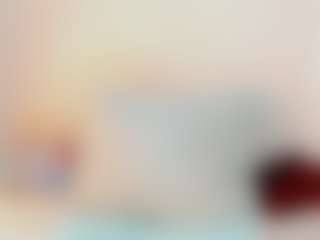 CocoFlames75 MILF webcam performer live streaming