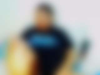 CocoFlames75 MILF webcam performer live streaming
