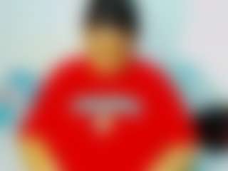 CocoFlames75 MILF webcam performer live streaming
