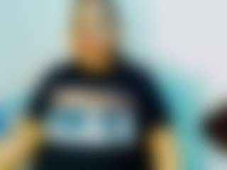 Live cam show with CocoFlames75 - Black Middle Aged on Sweet Sext