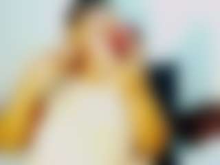CocoFlames75's Live Sex Cam Show