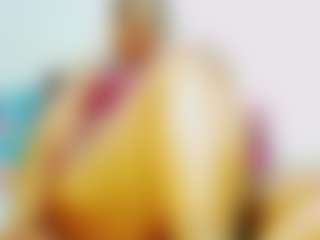 CocoFlames75 MILF webcam performer live streaming