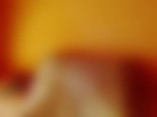 Live cam show with CocoFlames75 - Striptease MILF on SquirtSoMuch