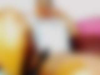 Live cam show with CocoFlames75 - Control on Streamer API