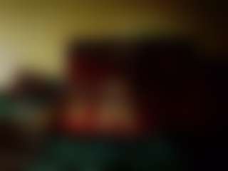 Live cam show with CocoFlames75 - Solo on Camsoda
