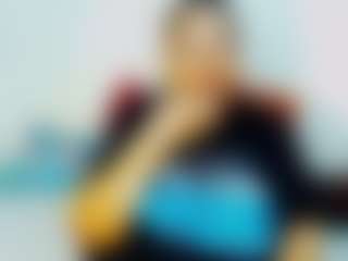 CocoFlames75's Live Sex Cam Show