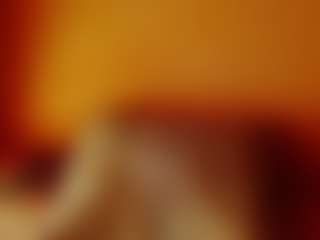 Live cam show with CocoFlames75 - Black Middle Aged on CamClone