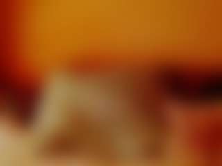 Live cam show with CocoFlames75 - Mature on WildCum
