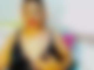 Live cam show with CocoFlames75 - Bedroom Ebony on fapnchat