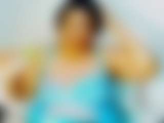 Live cam show with CocoFlames75 - Ebony MILF on Big Tits