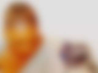 CocoFlames75 MILF webcam performer live streaming