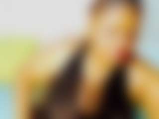 CocoFlames75 MILF webcam performer live streaming