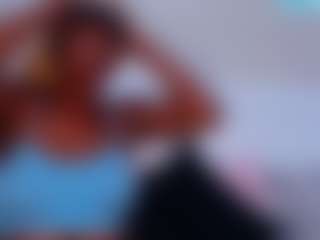 LusciousLipsT's Live Sex Cam Show