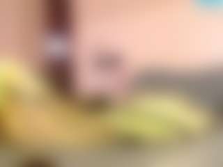 LusciousLipsT's Live Sex Cam Show