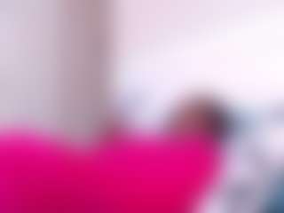 LusciousLipsT's Live Sex Cam Show