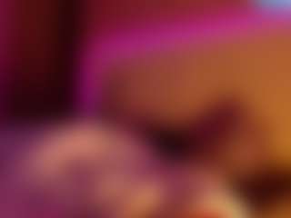 LusciousLipsTのライブセックスチャットショー
