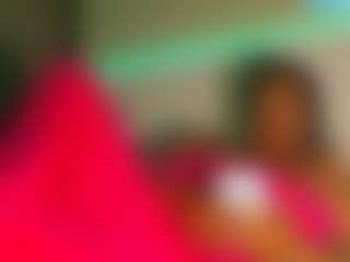 Live cam show with LusciousLipsT - Black Amateur on boobsie.com