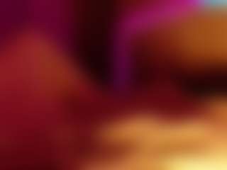 LusciousLipsT's Live Sex Cam Show