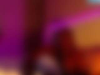 LusciousLipsT's Live Sex Cam Show