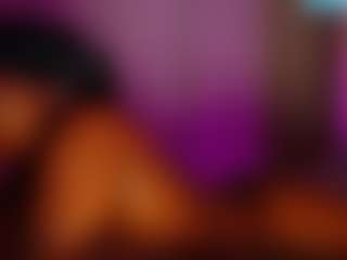 LusciousLipsT's Live Sex Cam Show