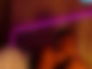 LusciousLipsT's Live Sex Cam Show