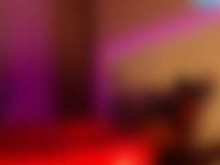 LusciousLipsT's Live Sex Cam Show
