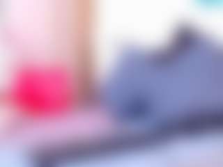 LusciousLipsT's Live Sex Cam Show