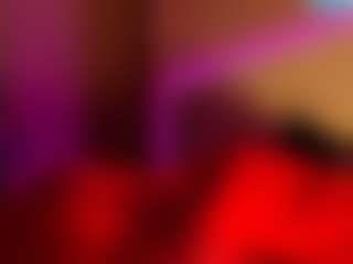 LusciousLipsT's Live Sex Cam Show