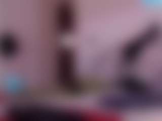 LusciousLipsT's Live Sex Cam Show
