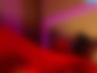 LusciousLipsT's Live Sex Cam Show