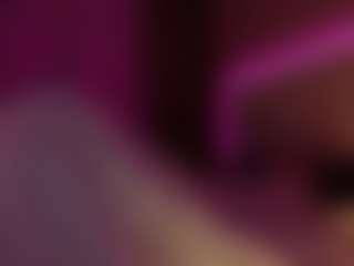 Live cam show with LusciousLipsT - Bedroom Ebony on xxxlivecams.org