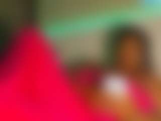 Live cam show with LusciousLipsT - Living Room on CamClone