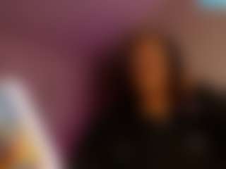 LusciousLipsT's Live Sex Cam Show
