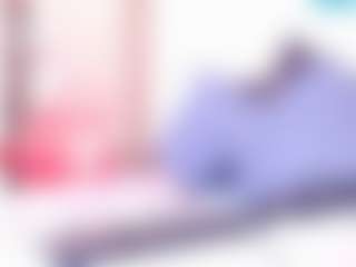 LusciousLipsT's Live Sex Cam Show