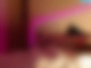LusciousLipsT's Live Sex Cam Show
