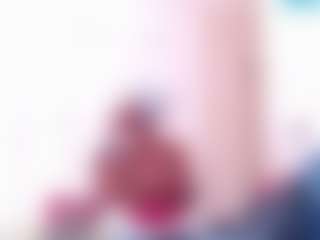 LusciousLipsT's Live Sex Cam Show