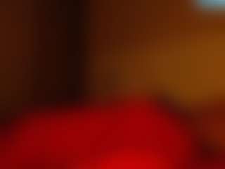 Live cam show with LusciousLipsT - Black Amateur on Uber Horny
