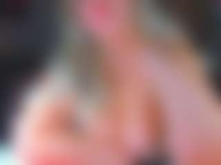 AdabelaUrHotDream's Live Sex Cam Show