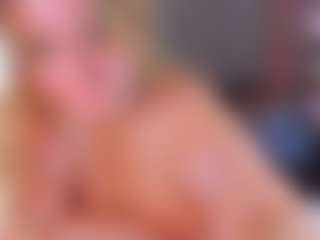 AdabelaUrHotDream's Live Sex Cam Show