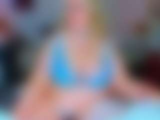 AdabelaUrHotDream's Live Sex Cam Show