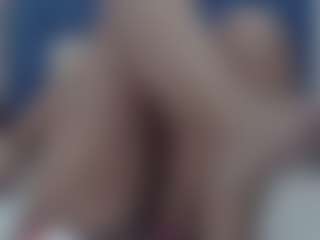 Show de câmera ao vivo com lilyhung2 - Granny MILF no Camsoda