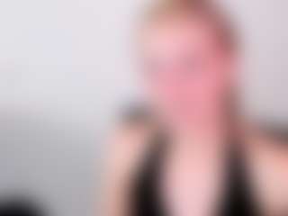 Live cam show with KristiHoward - Public on Camsoda