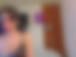 AliciaBow's Live Sex Cam Show