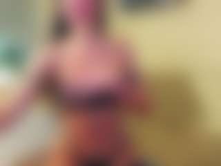 AliciaBow's Live Sex Cam Show