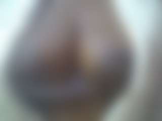 Live cam show with Sessley - Lactating on Hubzter Live