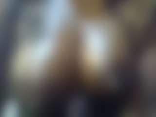 Live cam show with Sessley - Lactating on Big Tits