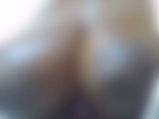 Live cam show with Sessley - Lactating on chickslive.net